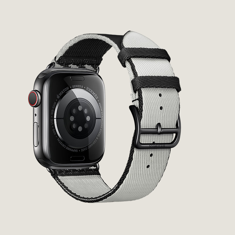 Boîtier Series 8 Noir Sidéral & Bracelet Apple Watch Hermès Simple Tour 45&nbsp;mm Jumping