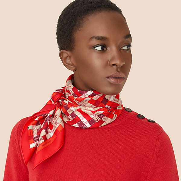 carre scarf