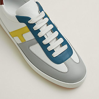 Boomerang sneaker