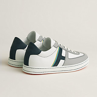 【コーデのポイントになる】HERMES Boomerangスニーカー Boomerang sneaker | Hermès USA
