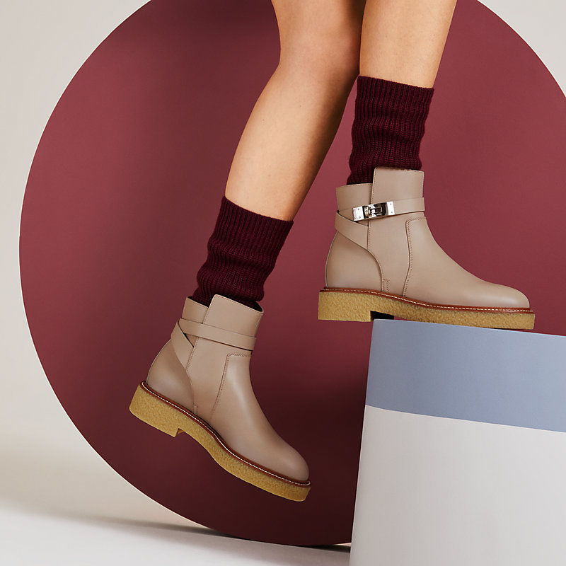 Botines History