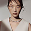 Boucle Sellier Inflexible項鍊，PM, 檢視: 佩戴, worn, 檢視共2張圖片的第3張