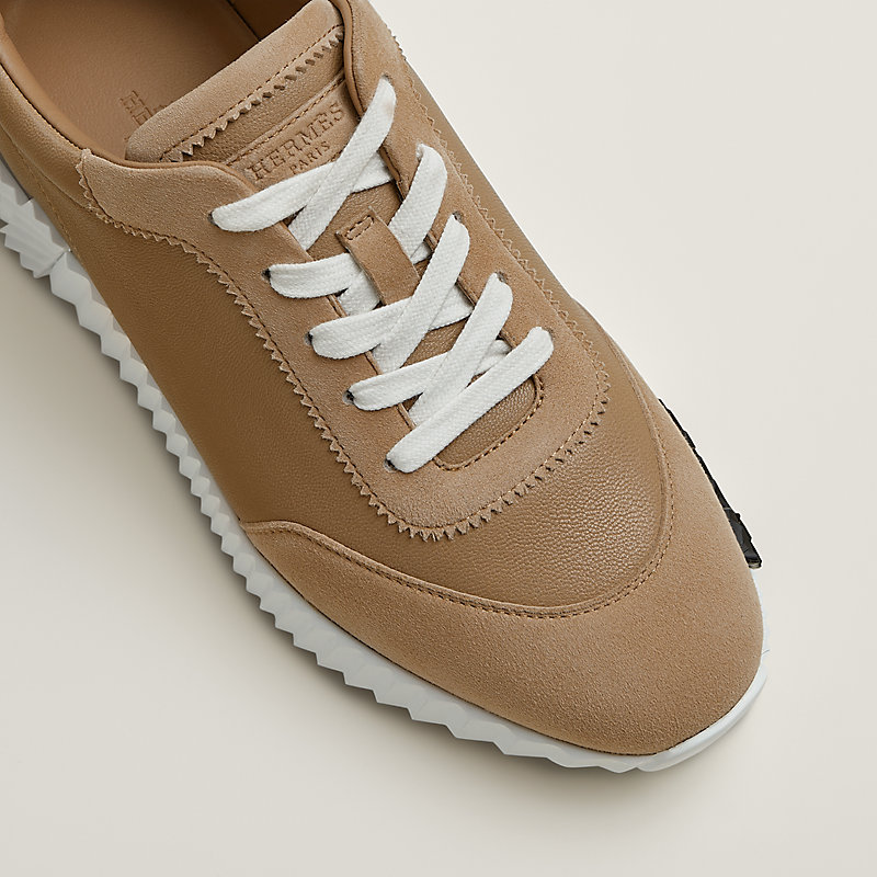 Bouncing sneaker
