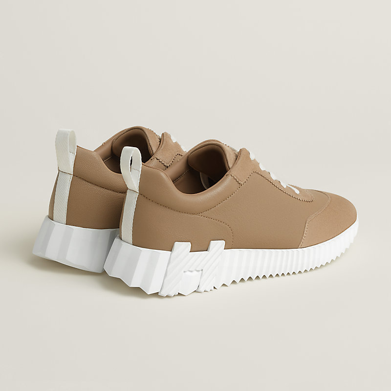 Bouncing sneaker