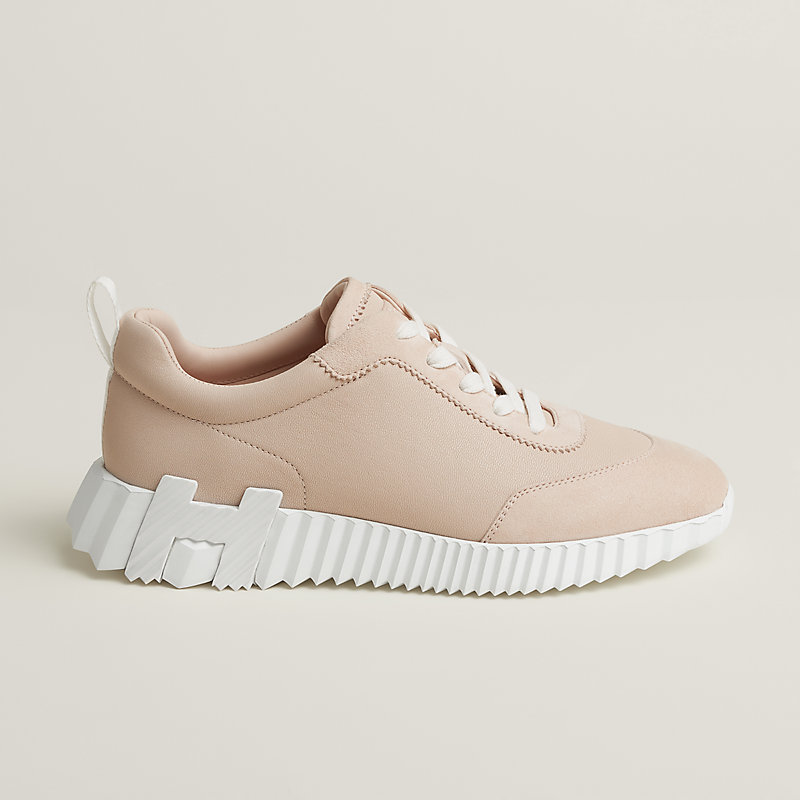 Bouncing sneaker