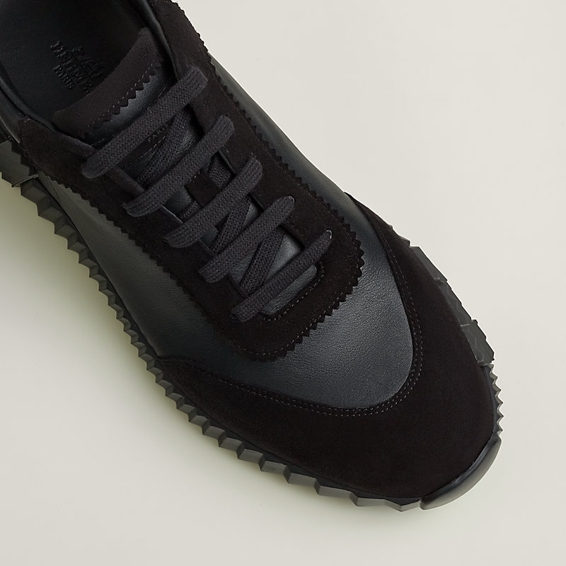 Bouncing sneaker