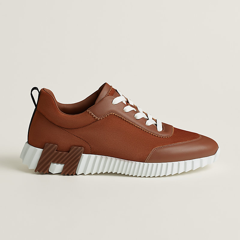 Bouncing sneaker