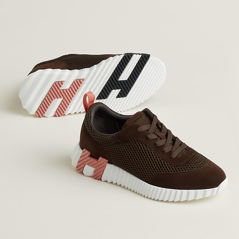 Bouncing sneaker