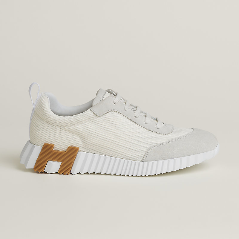 Bouncing sneaker