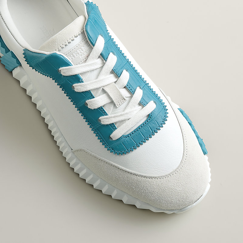 Bouncing sneaker