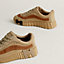 View: Detail, Bouncing sneaker