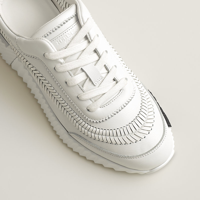 Bouncing sneaker