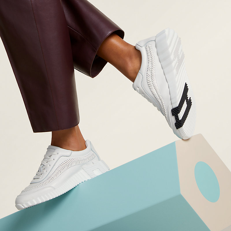 Bouncing sneaker