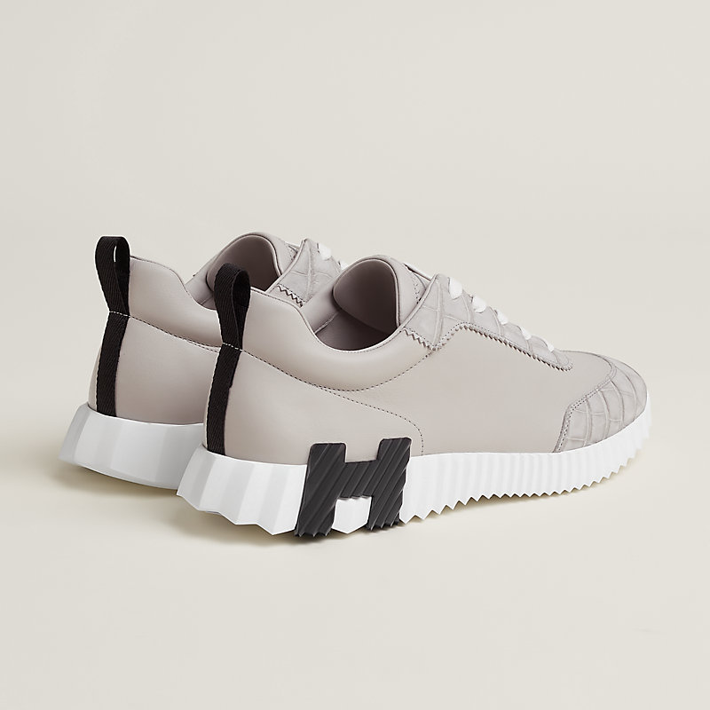 Bouncing sneaker
