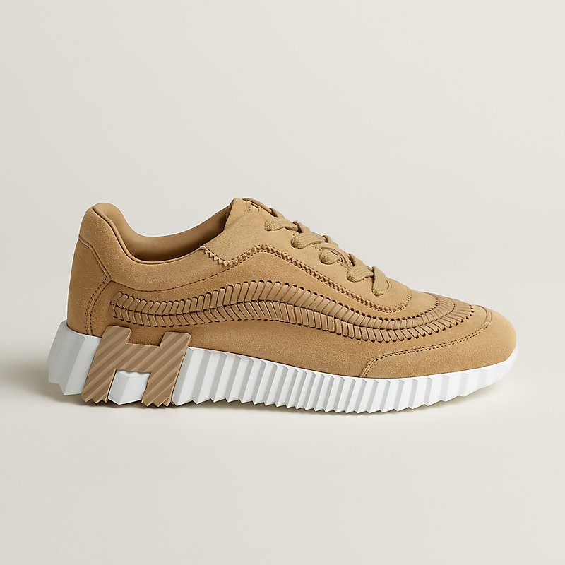 Bouncing sneaker