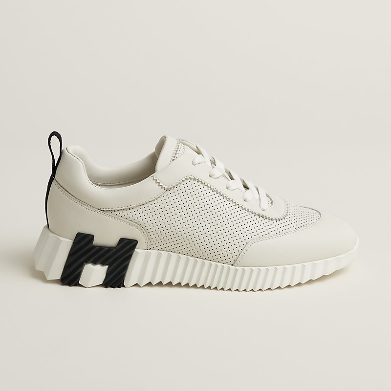 Bouncing sneaker