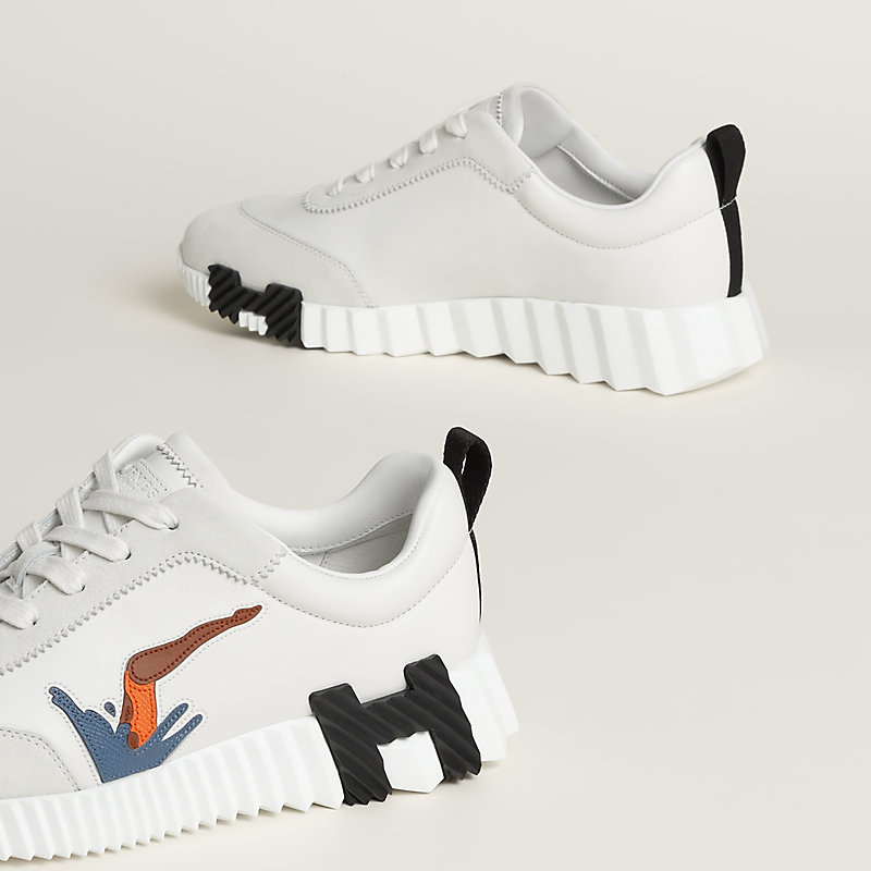 Bouncing sneaker
