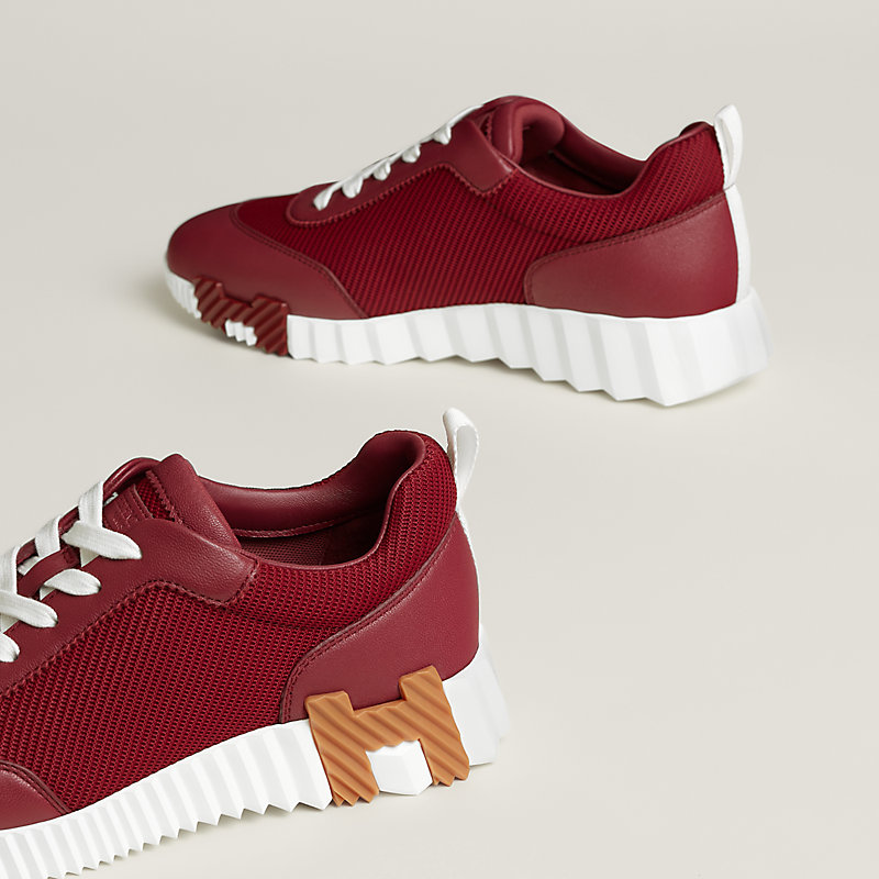 Bouncing sneaker