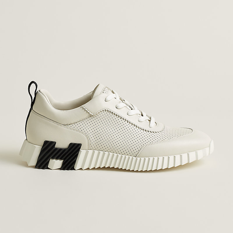 Bouncing sneaker