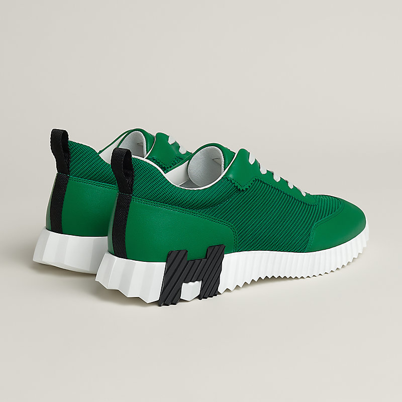 Bouncing sneaker