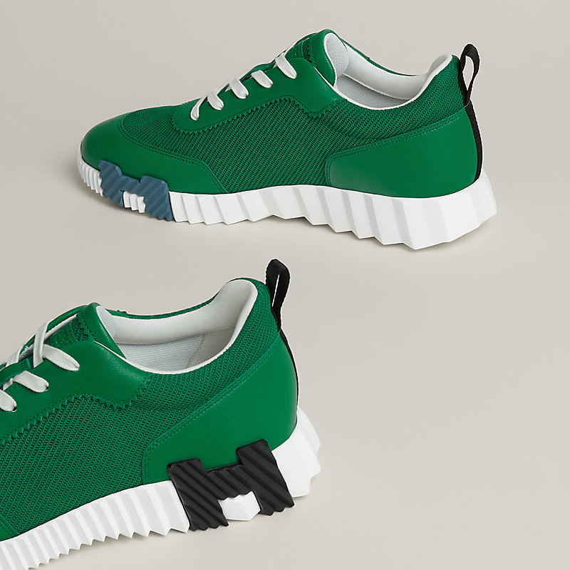 Bouncing sneaker