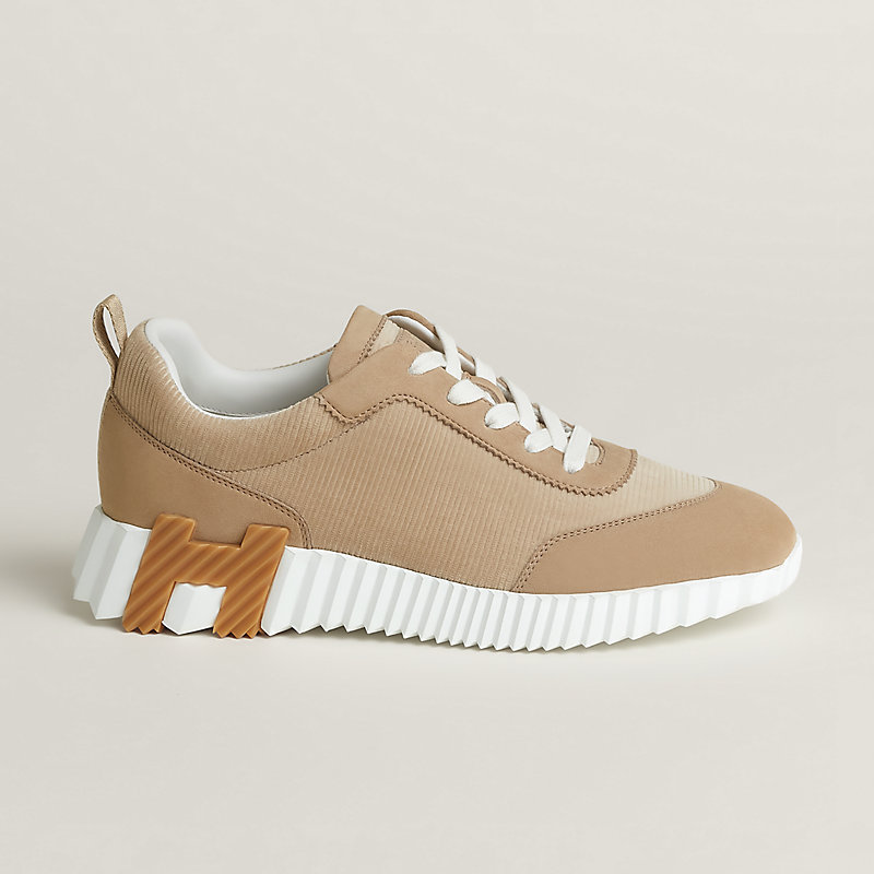 Bouncing sneaker
