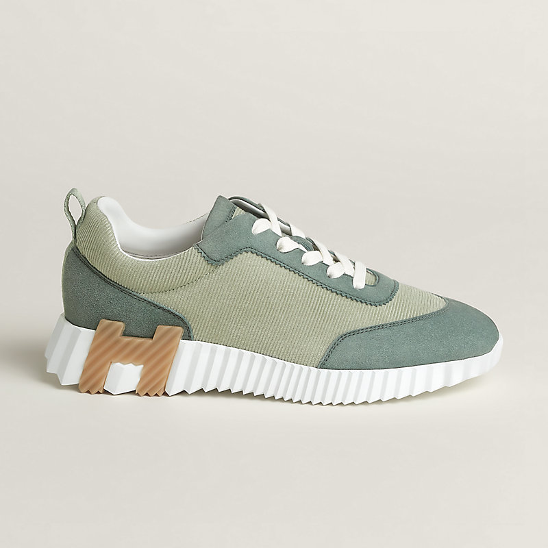 Bouncing sneaker