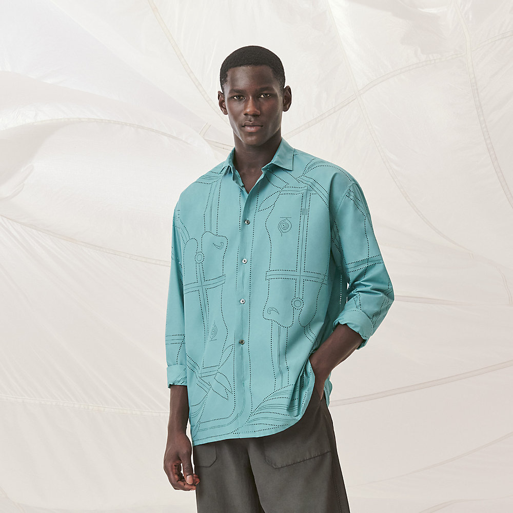 Boxy fit shirt with capri collar 
