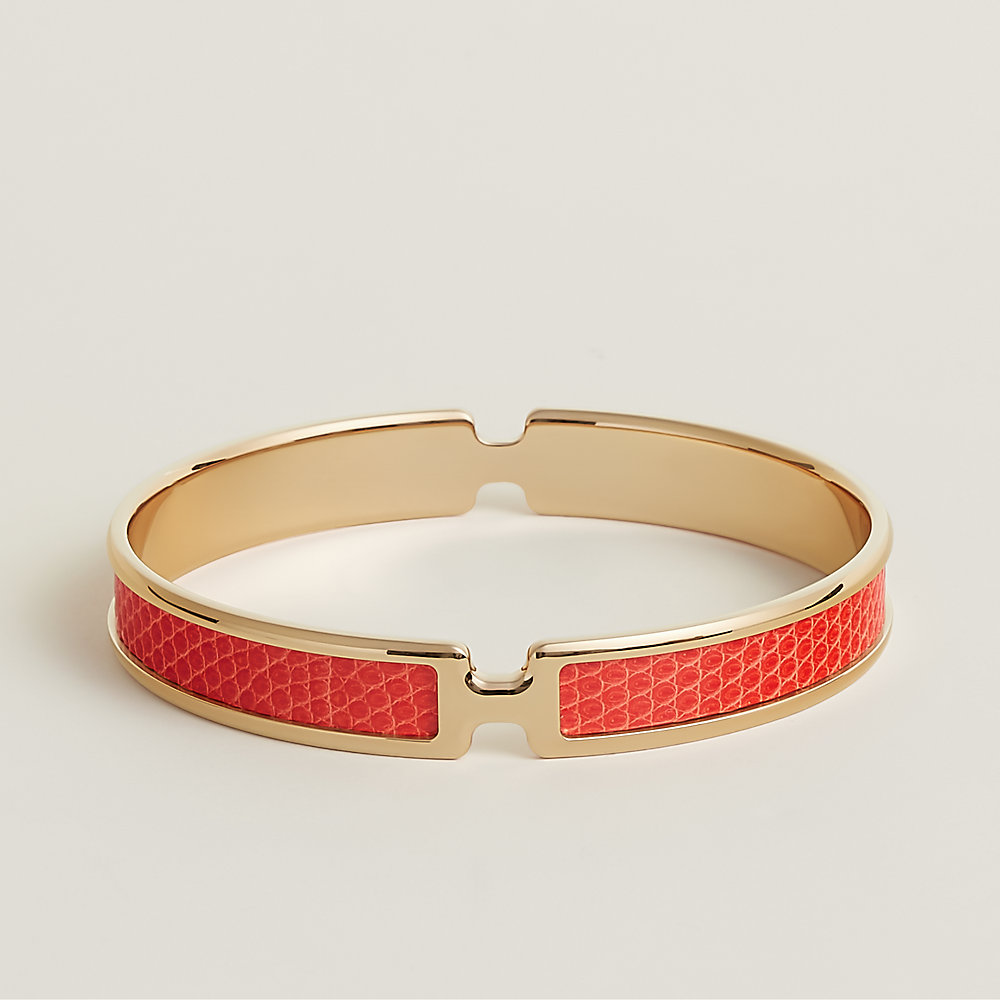 職人技が光る【HERMES】Olympe バングル Hermès Olympe Bangle Bracelet - Black, 18K Yellow Gold