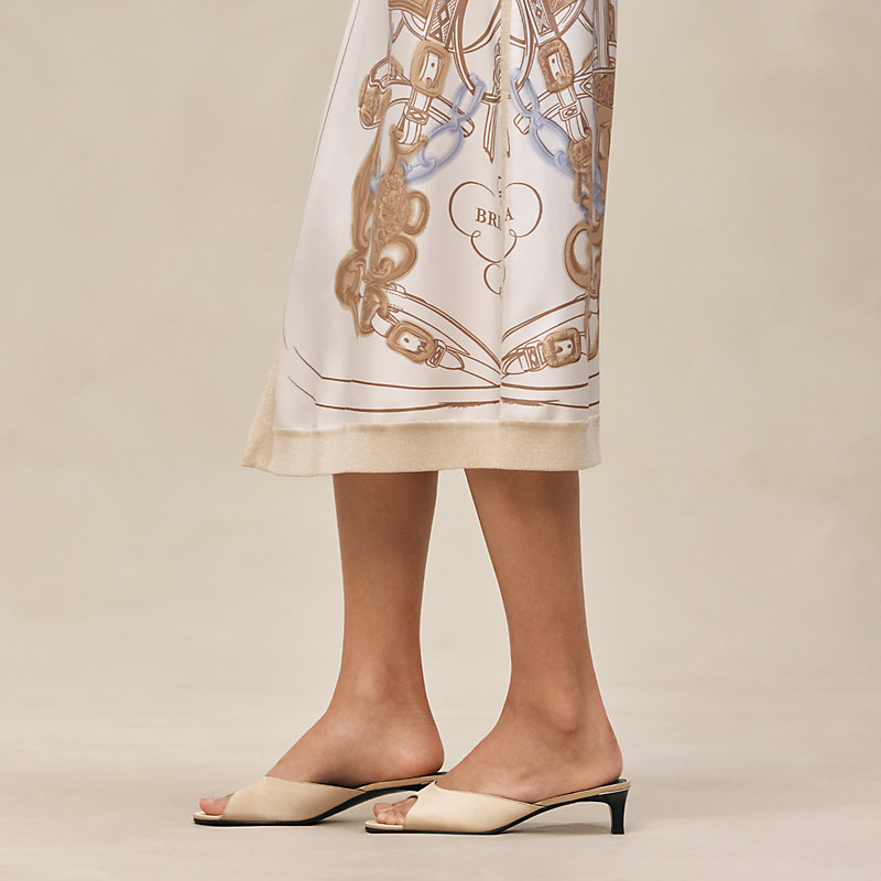"Brides de Gala Gold" long skirt with slit