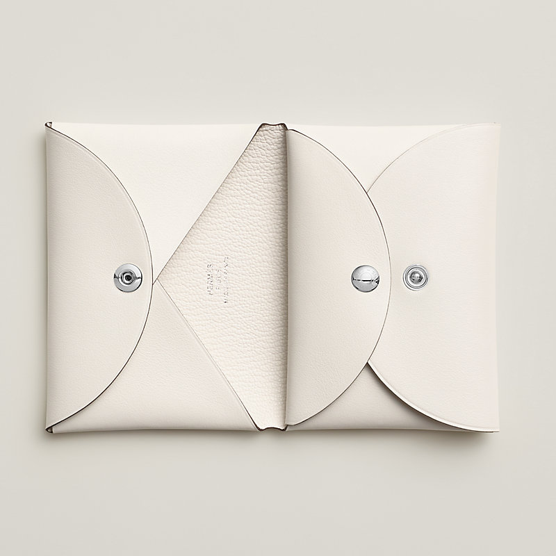 【普段使いにもギフトにも】HERMES Calvi Duoカードホルダー Calvi Duo Compact card holder | Hermès Mainland China