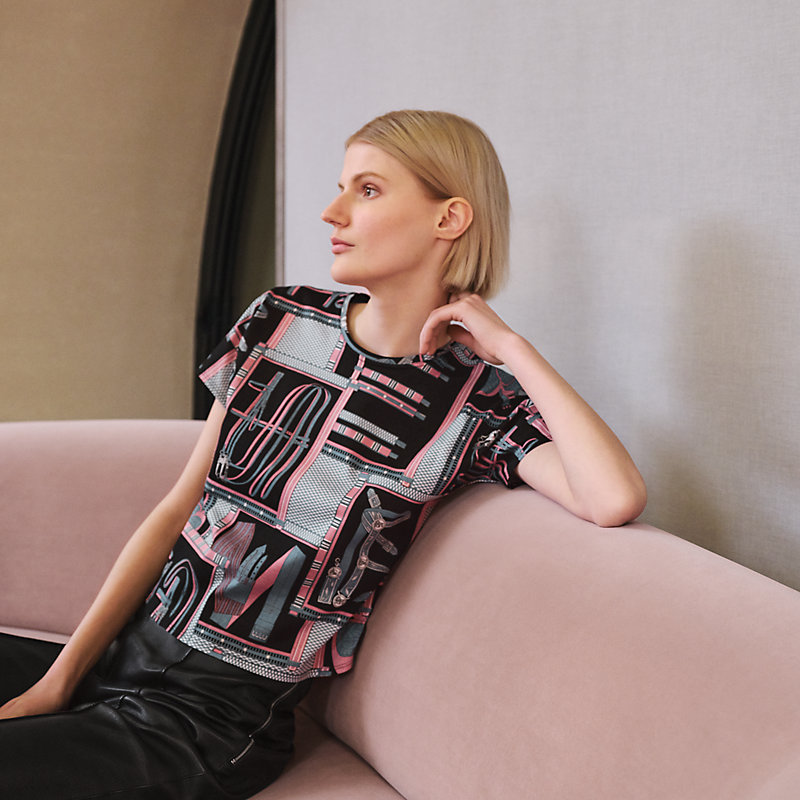 Camiseta estilo cropped estampado "Lettres Equestres"