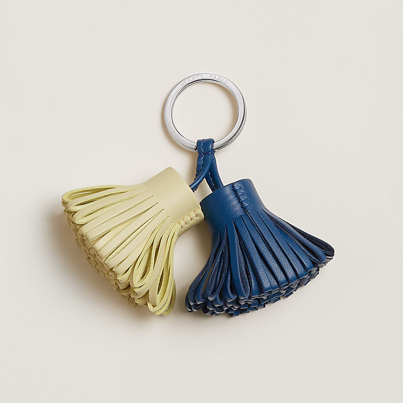 エルメスハンガー Carmen Uno-Dos key ring - Beige | Hermès USA