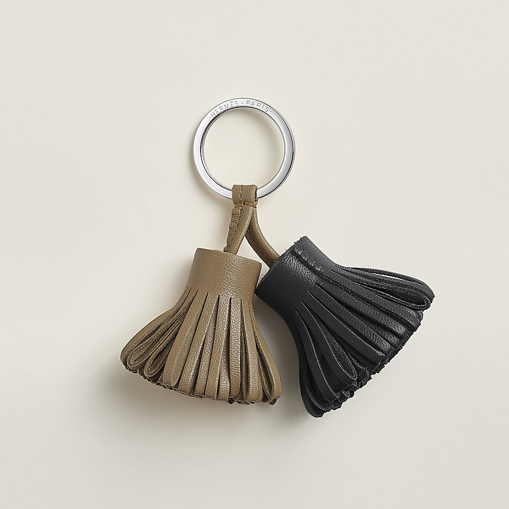 Carmen Uno-Dos key ring - Green | Hermès Netherlands