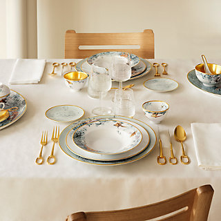 Carnets d'Equateur gold coffee cup and saucer | Hermès USA