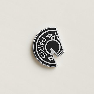 Carrousel badge | Hermès USA