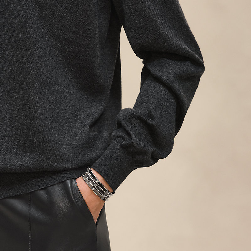 Cashmere long-sleeve sweater