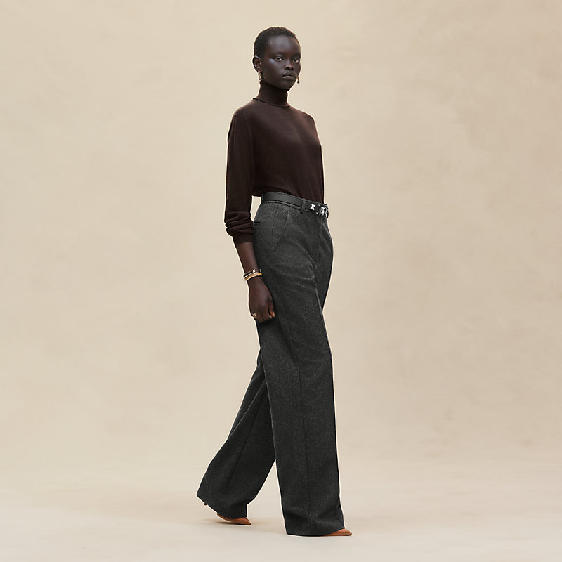 Cashmere long-sleeve sweater