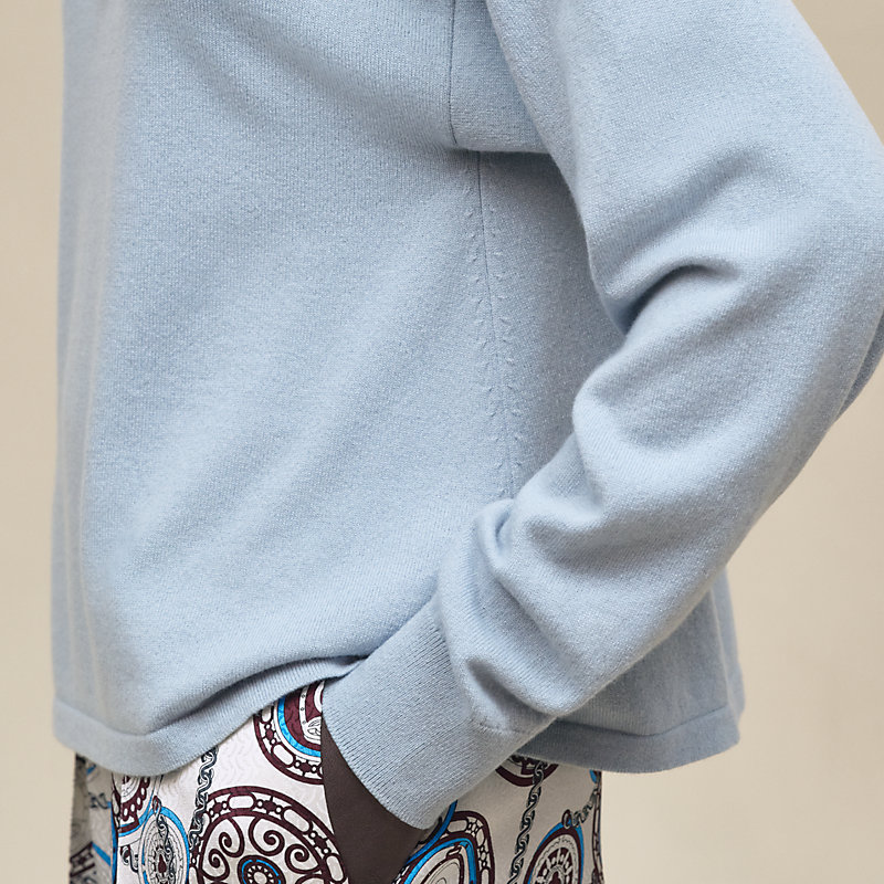 Cashmere long-sleeve sweater