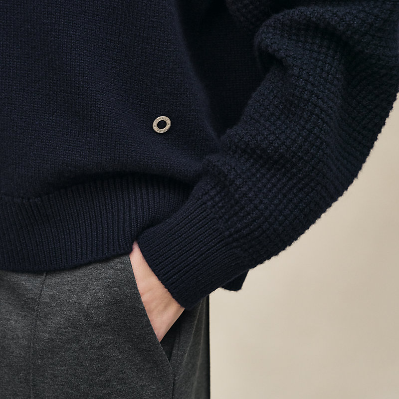 Cashmere long-sleeve sweater