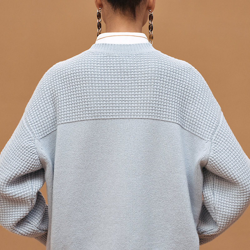 Cashmere long-sleeve sweater