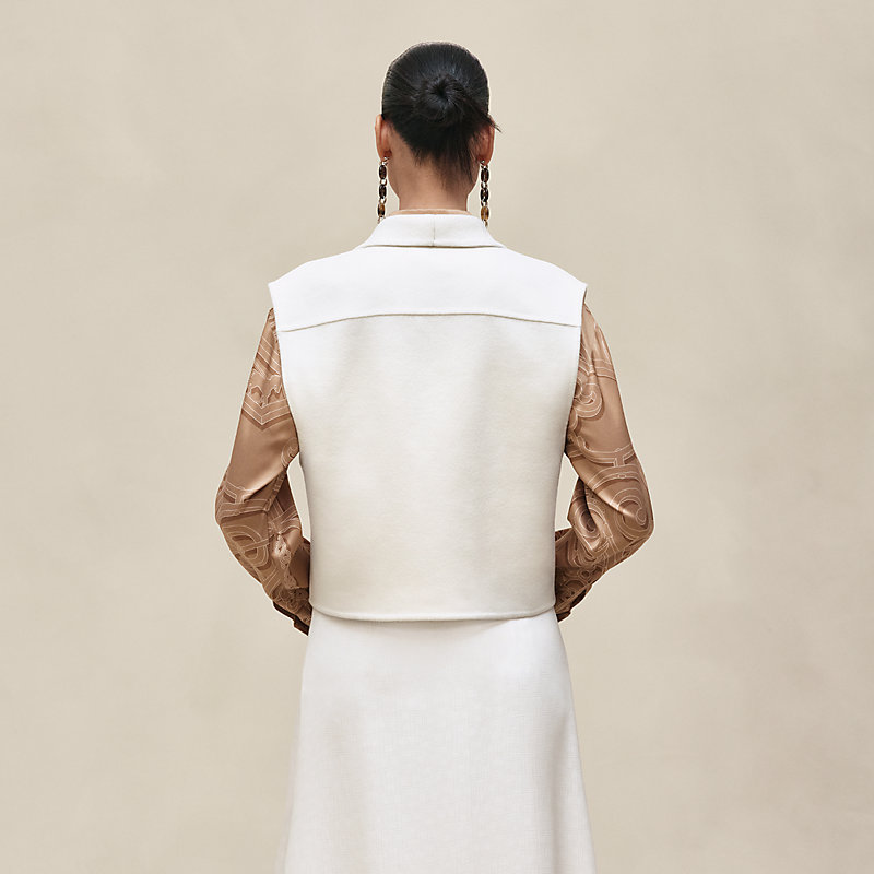Cashmere sleeveless short vest