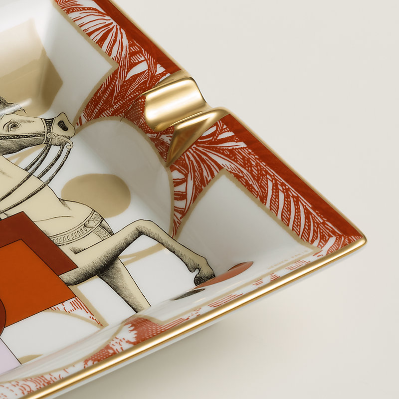 Cavalier en Formes ashtray