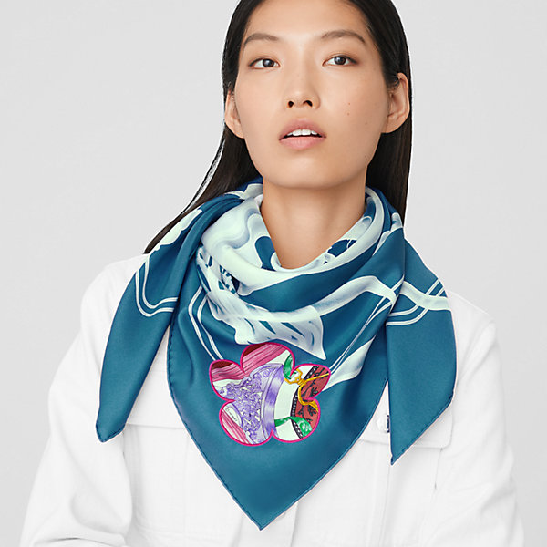 Hermes 90 x 90 scarf Clearance