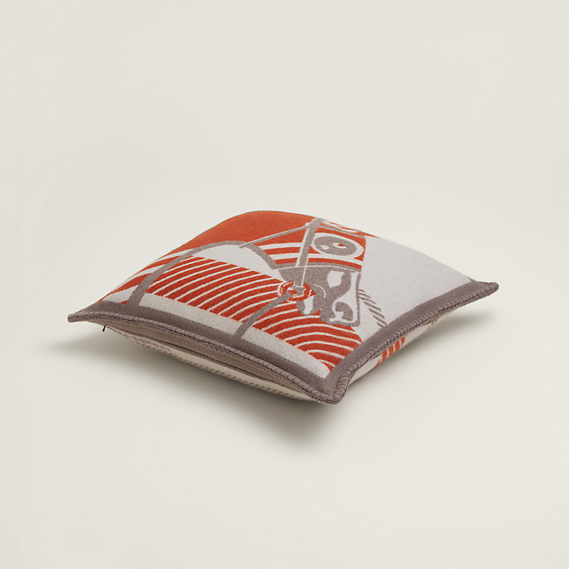 Cheval a la Couverture 쿠션