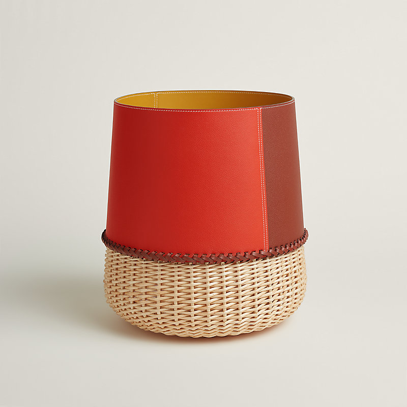 Chromatic paper basket