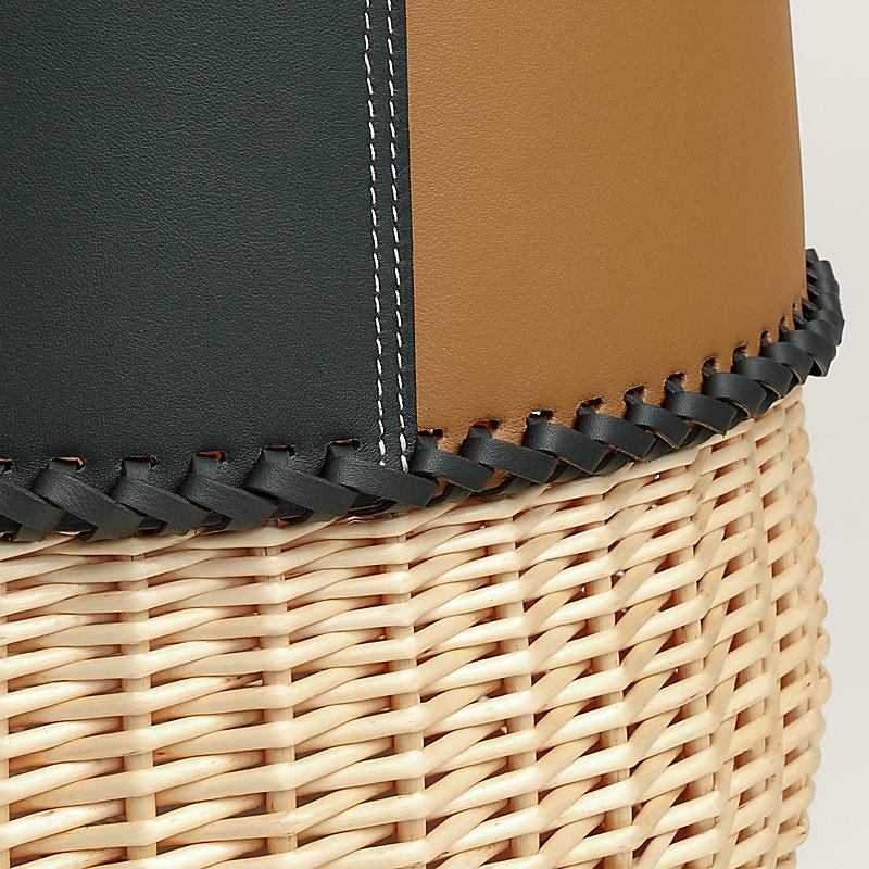 Chromatic paper basket