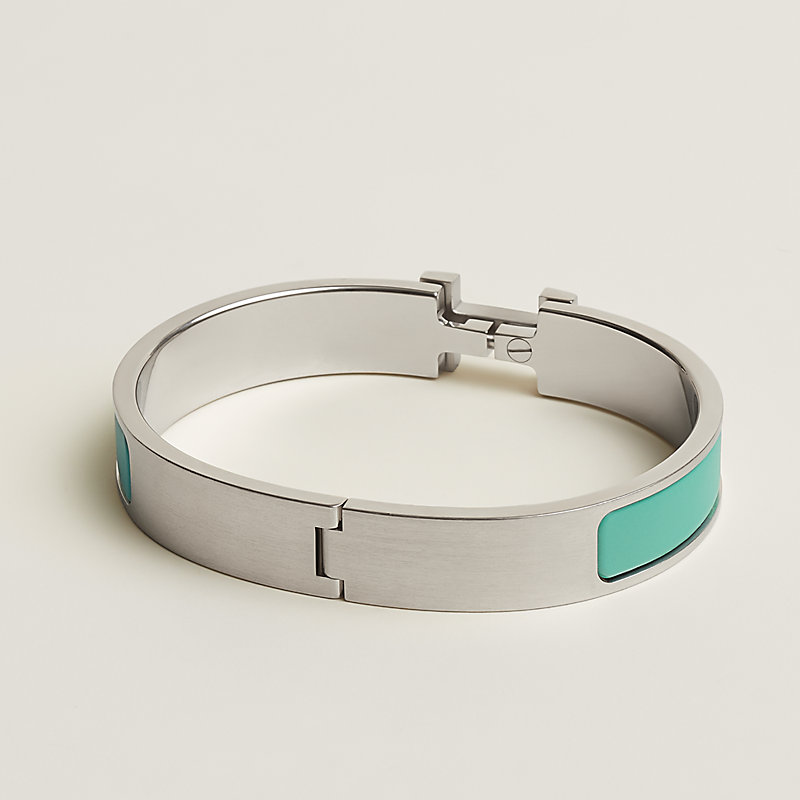 View: Worn, Clic HH bracelet