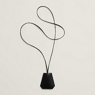Clochette long necklace - Black | Hermès Czech Republic