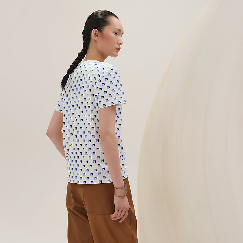【唯一無二のデザイン＊】HERMES Tシャツ メドール 中古・古着通販】HERMES (エルメス) Tシャツ ホワイト サイズ